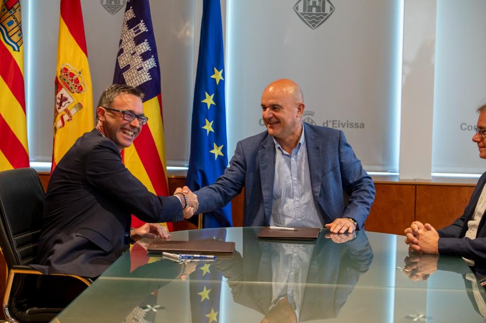 Imagen Vicent Marí: “Per fi es reconeix a Eivissa el deute històric i és gràcies al tarannà col•laborador del Govern”