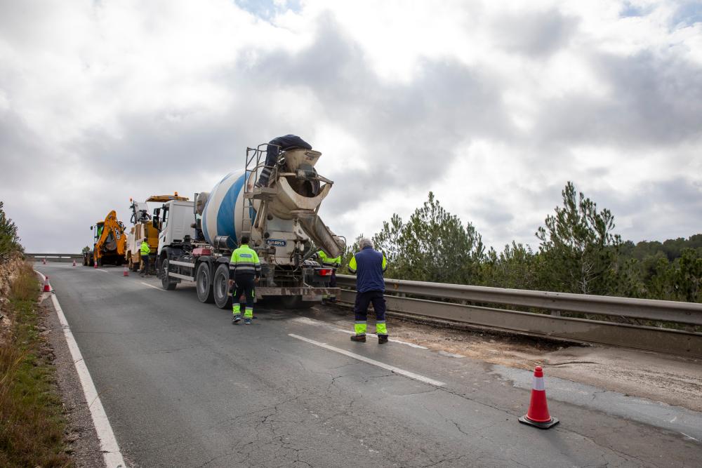 Imagen El Consell d’Eivissa inverteix 1,5 milions d’euros en la reparació de diferents punts de la xarxa viària insular